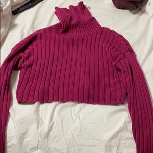 Long sleeve turtleneck crop top